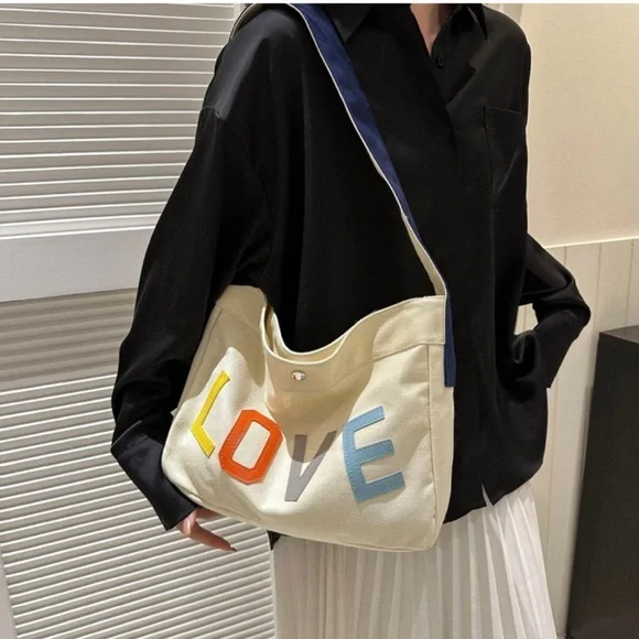 "LOVE” canvas tote! NEW STYLE! NWT - Picture 2 of 3